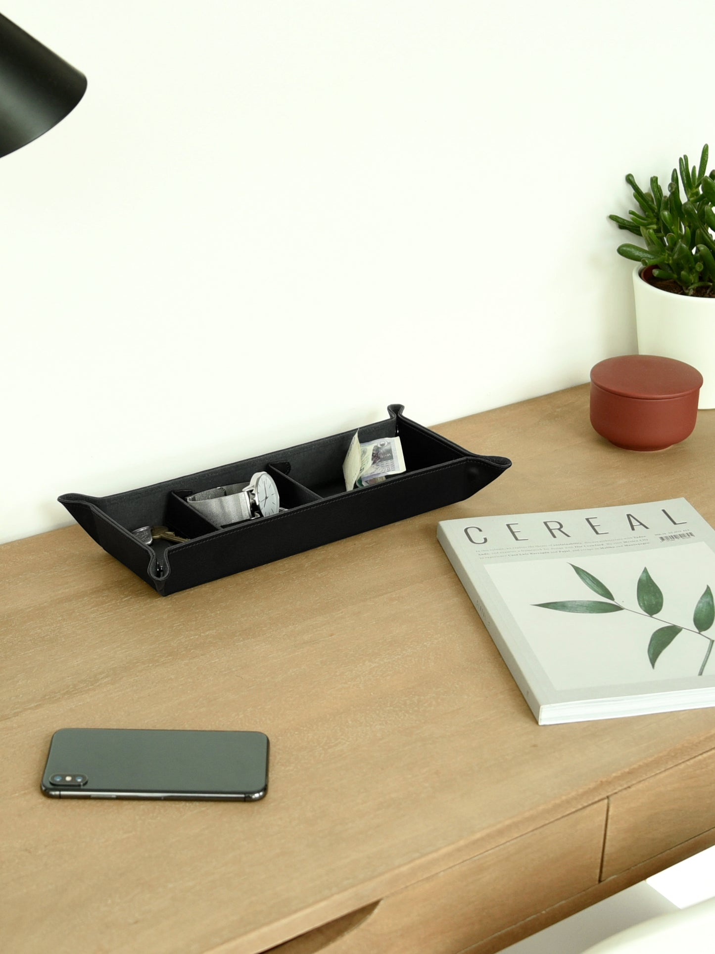 Large Catchall Black
