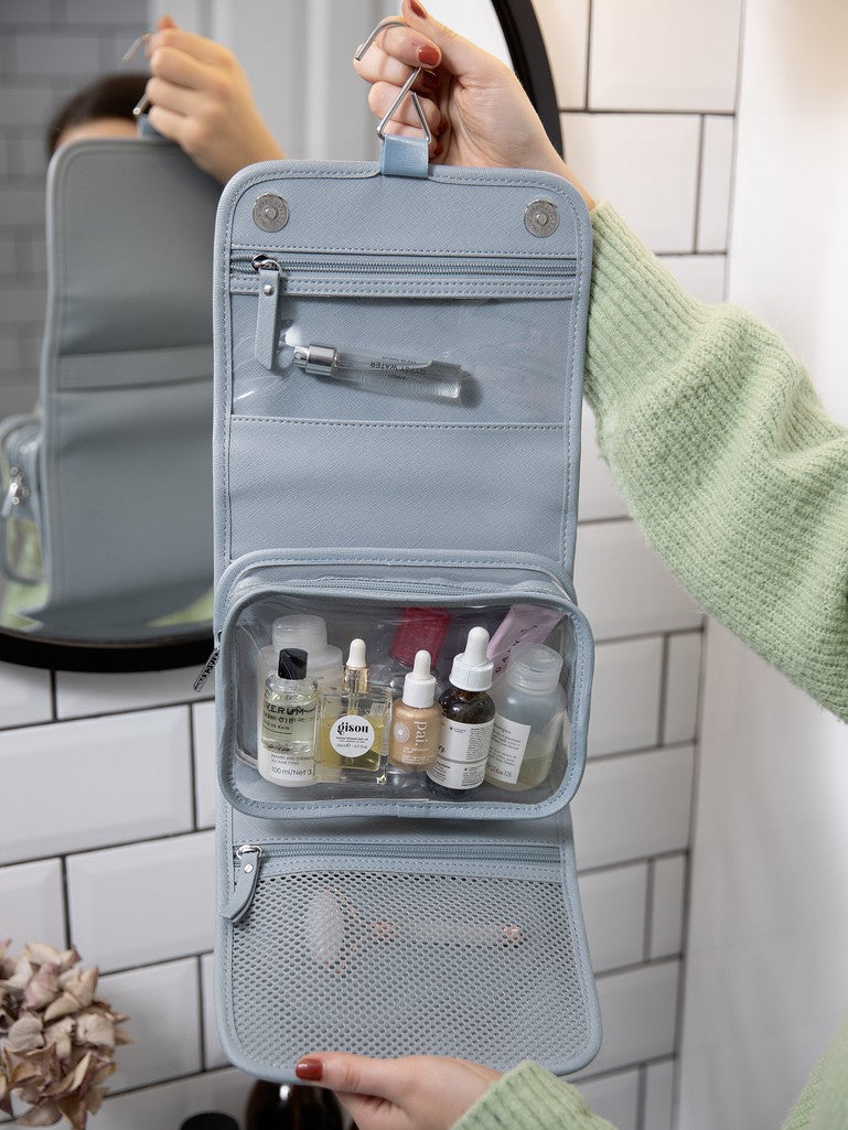 Hanging Washbag Dusky Blue