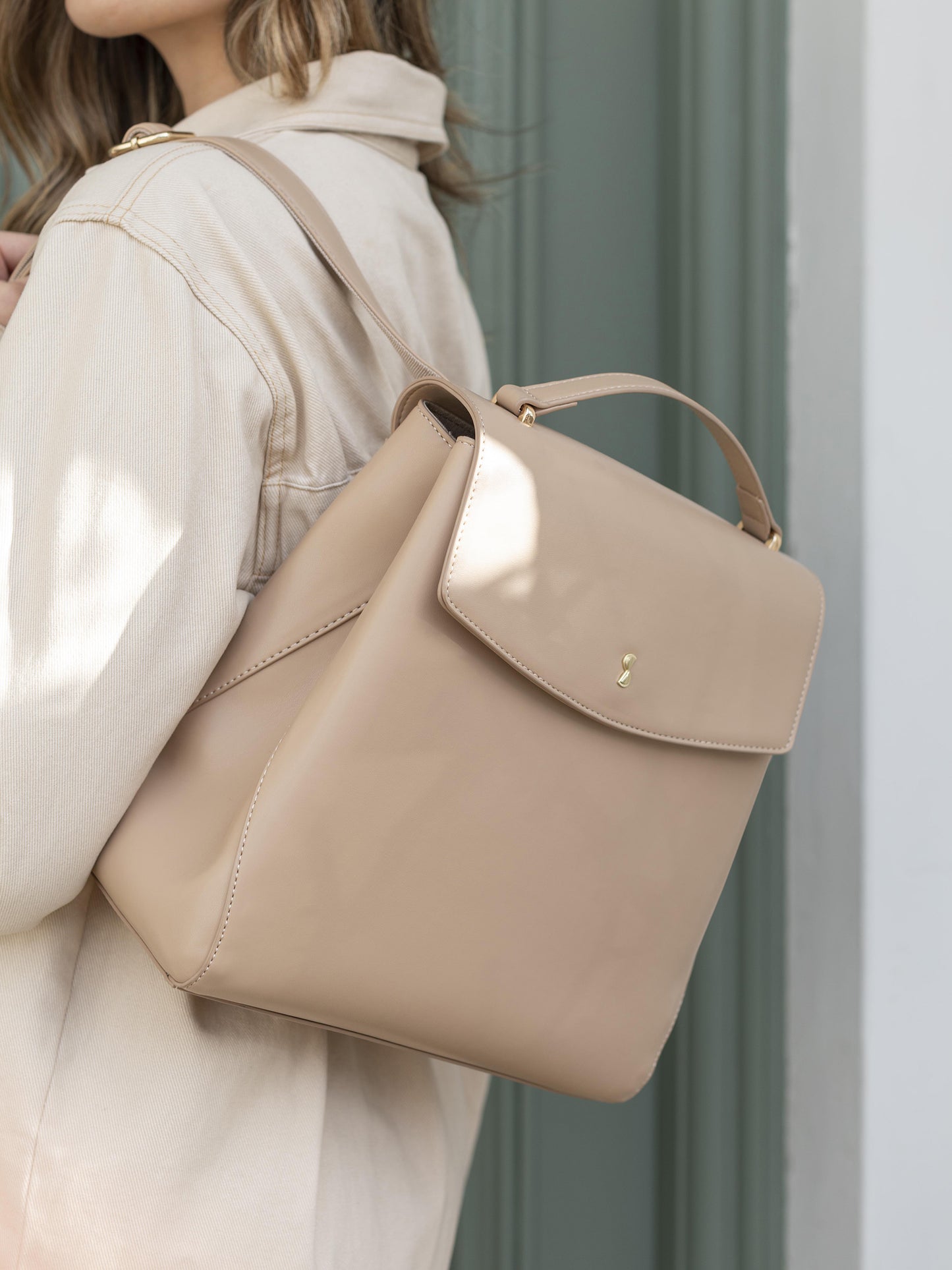 Small Backpack Camel