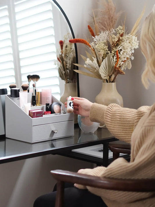 Classic Pebble Grey Makeup Organiser