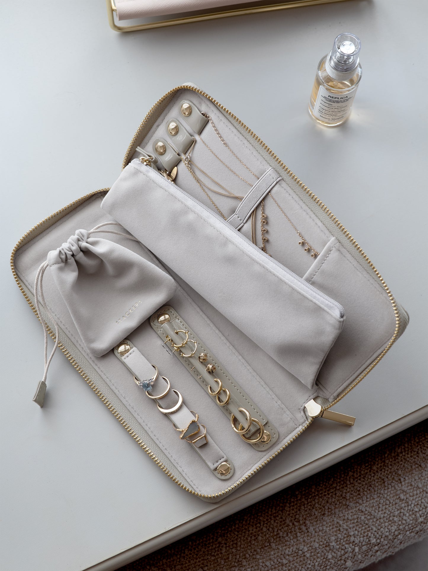 Jewellery Roll Patent Putty